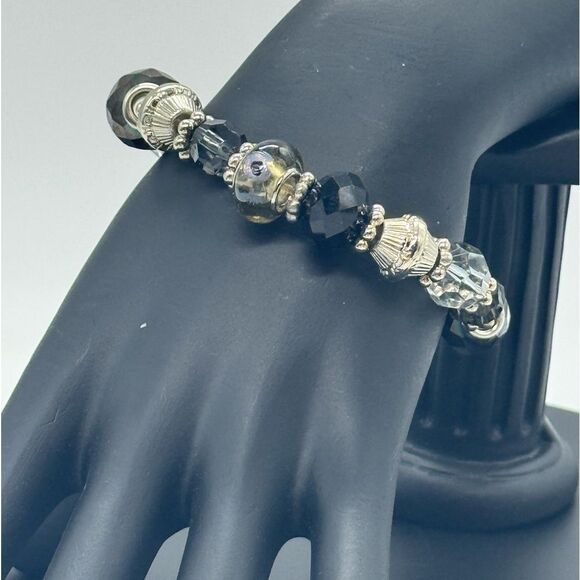 Silver Tone Beaded Evil Eye Bracelet - Picture 1 of 4